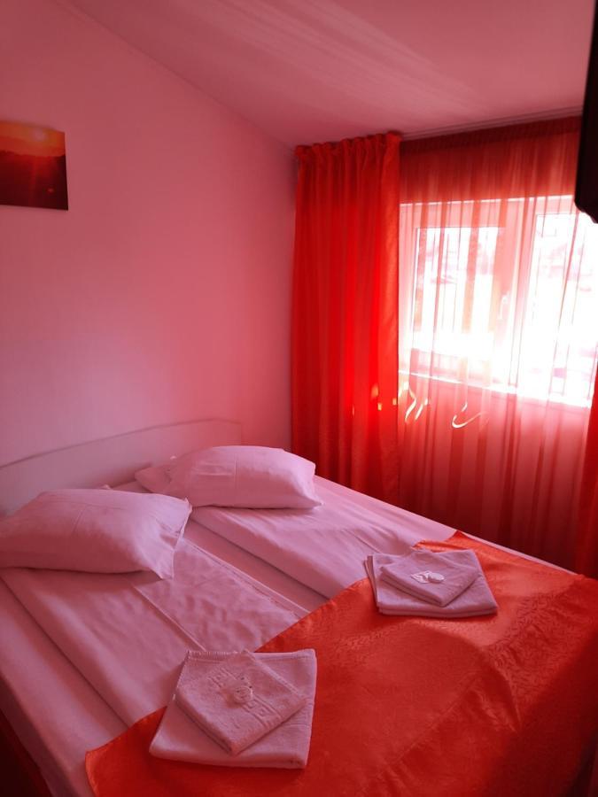 Pensiunea D&D Făgăraş Extérieur photo