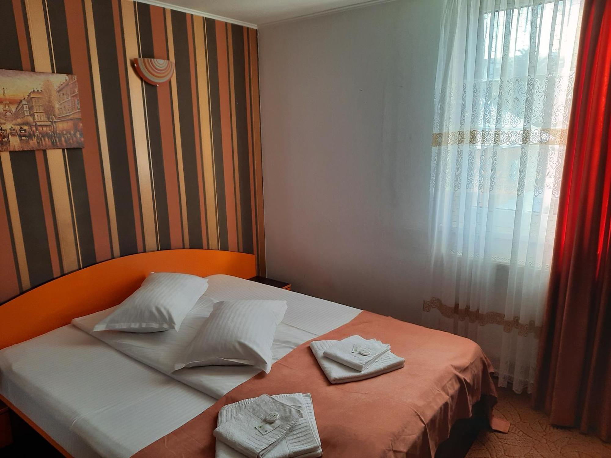 Pensiunea D&D Făgăraş Chambre photo