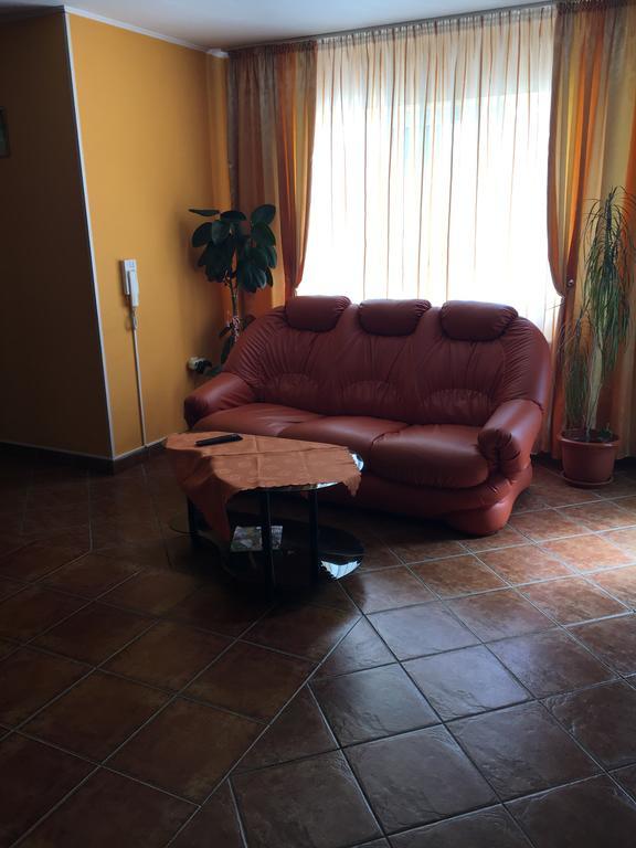 Pensiunea D&D Făgăraş Extérieur photo